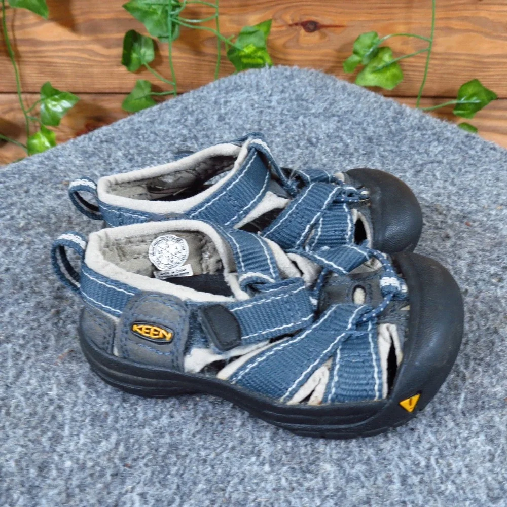 KEEN Newport H2 Toddler Boys Sport Sandals Size 5 Outdoor Hiking Water Blue